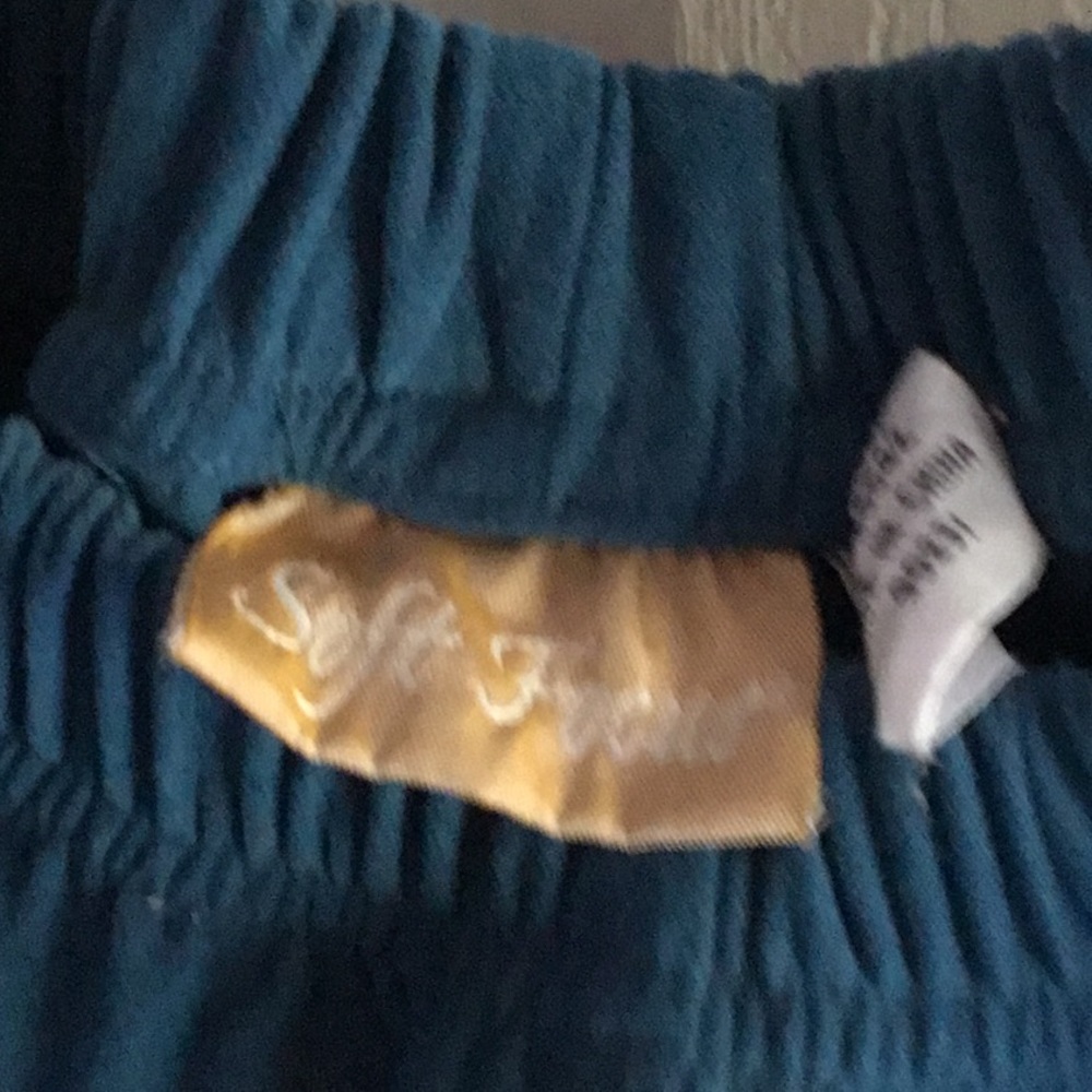 Soft Focus Pants - Picture 3 of 4
